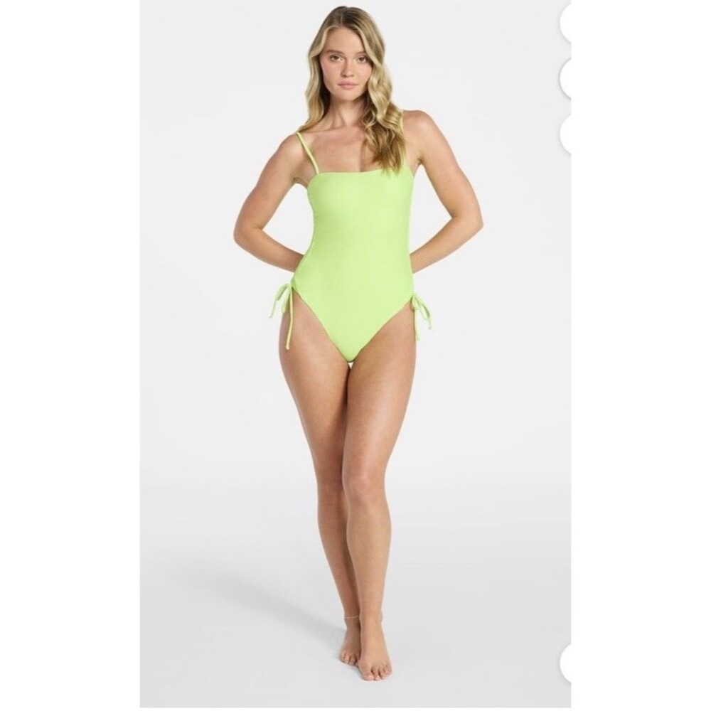No Boundaries Women’s Essentials One-Piece Swimsuit Green Size XS NWT